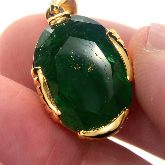Tsavorite 14.59ct Solid 18K Yellow Gold Pendant - Picture 1 of 7
